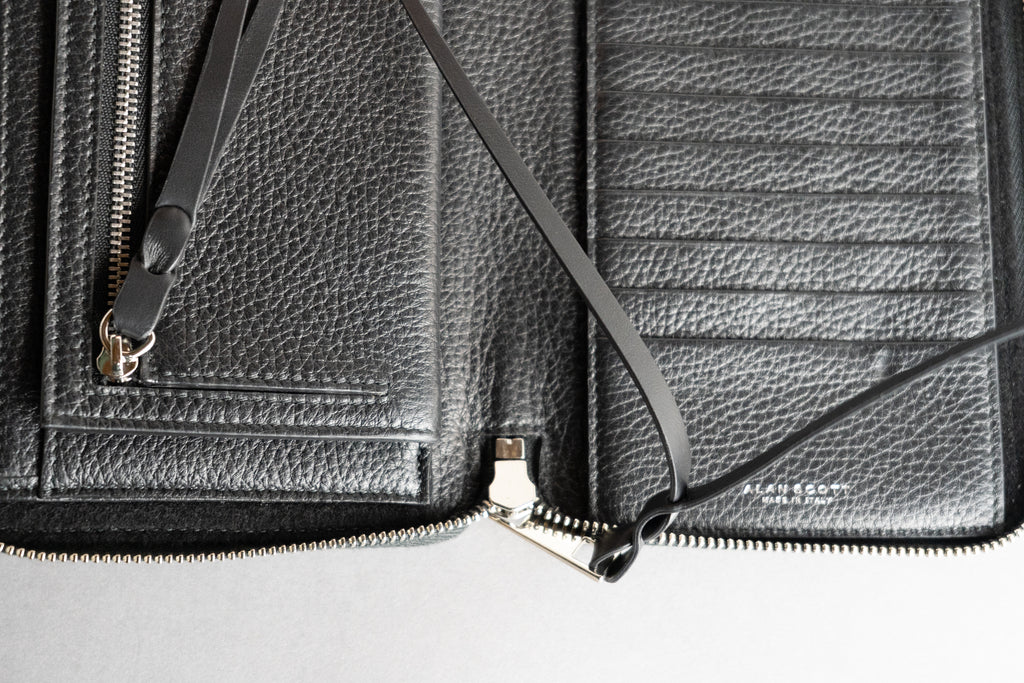 GOSHAWK TRAVEL ORGANISER
