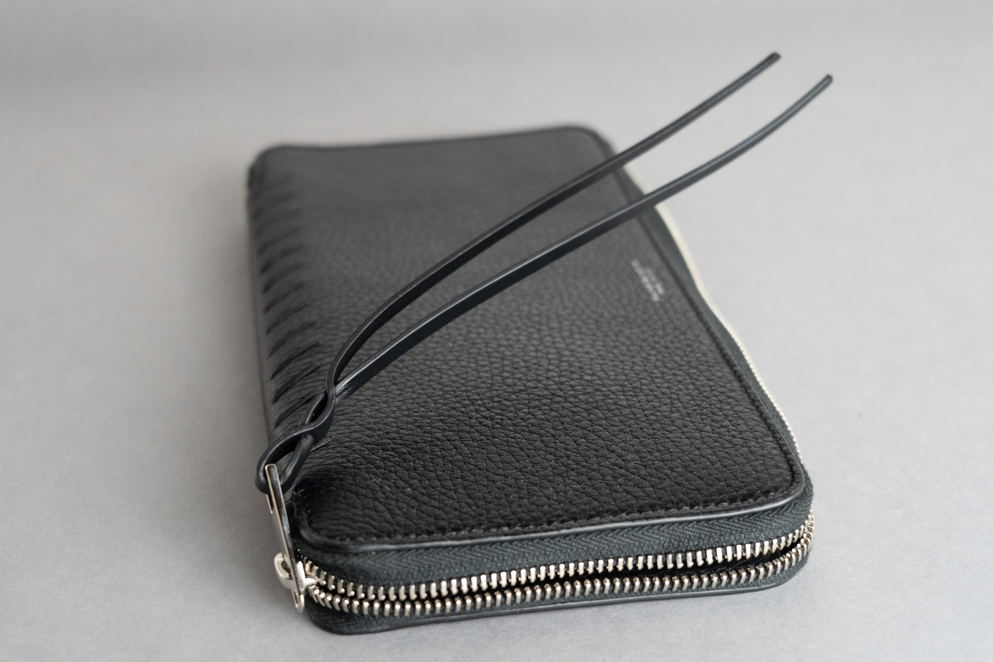 GOSHAWK TRAVEL ORGANISER
