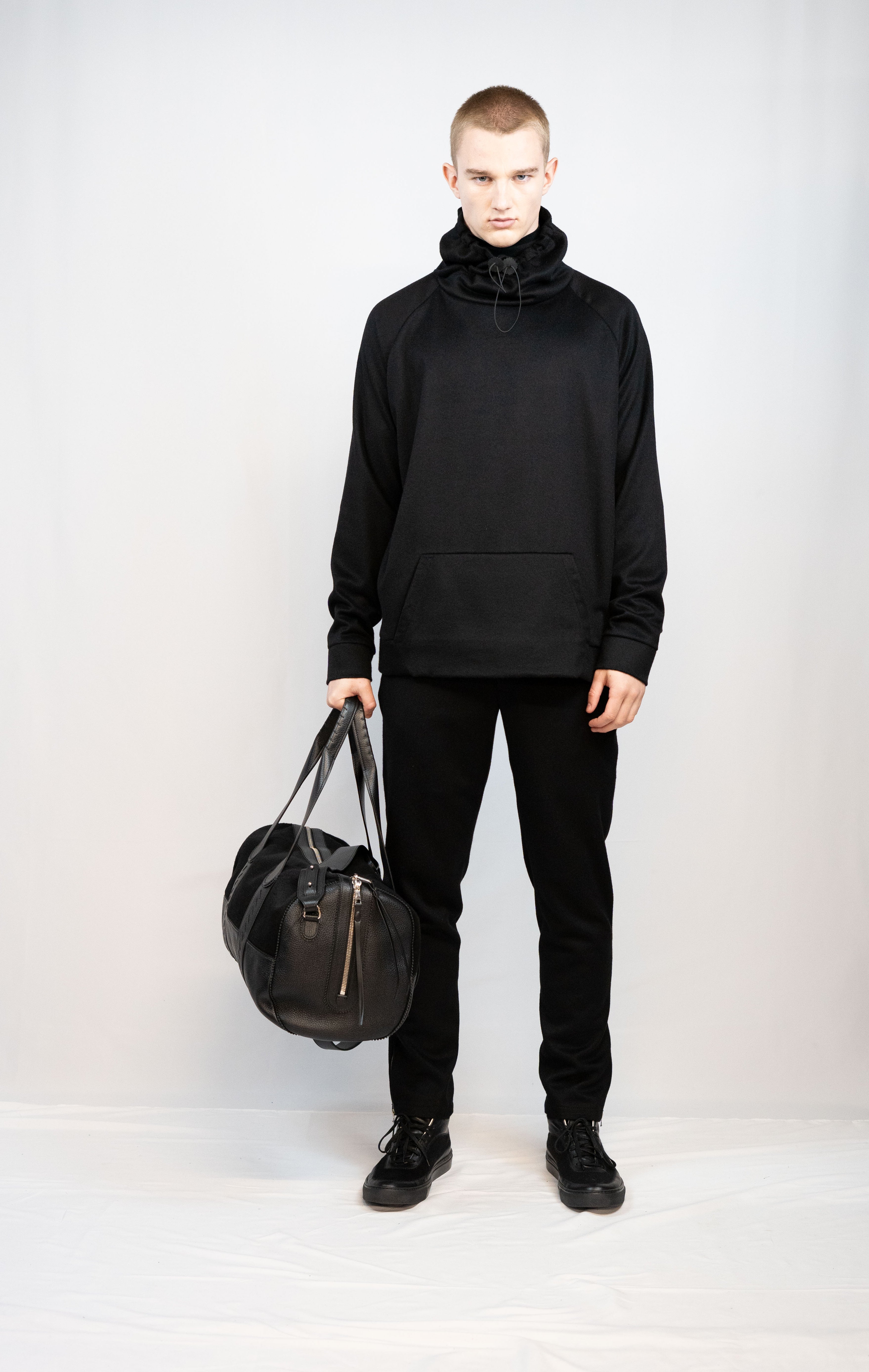 カシミアストレッチラップネックトップ