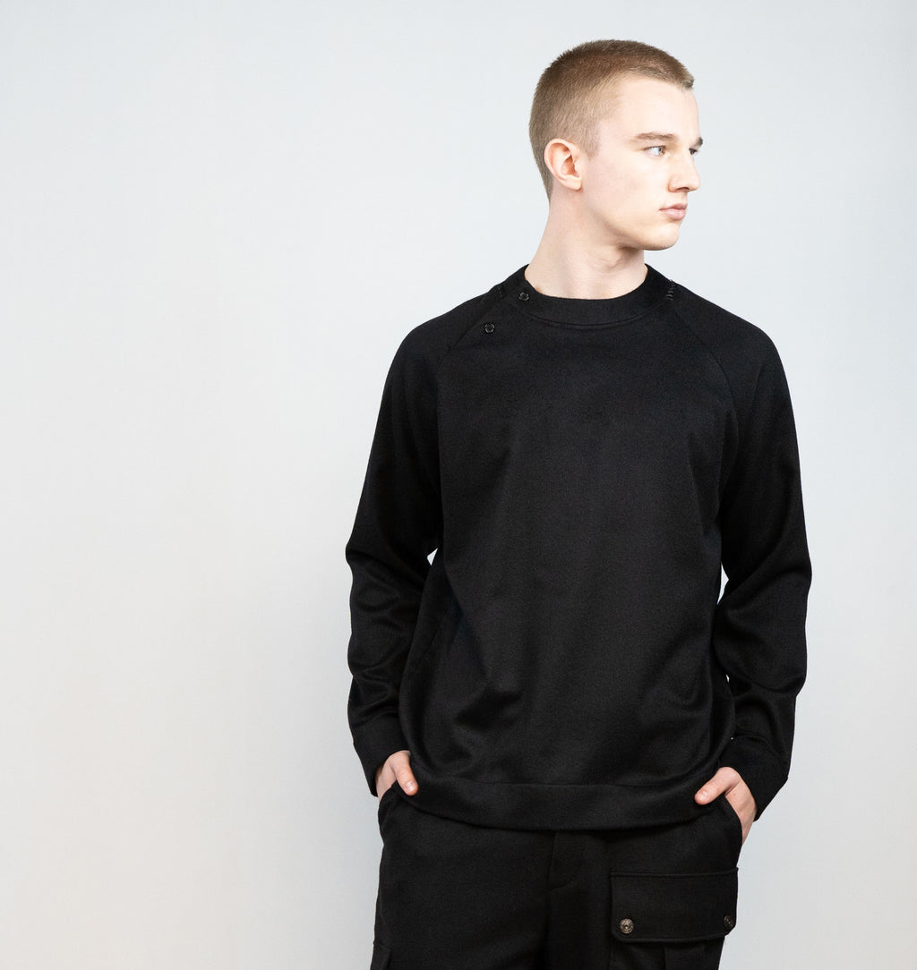 カシミアストレッチスウェットシャツ