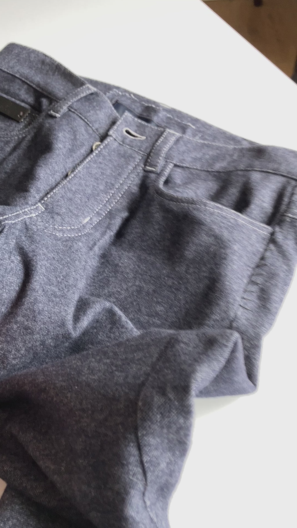 カシミアストレッチデニムジーンズ