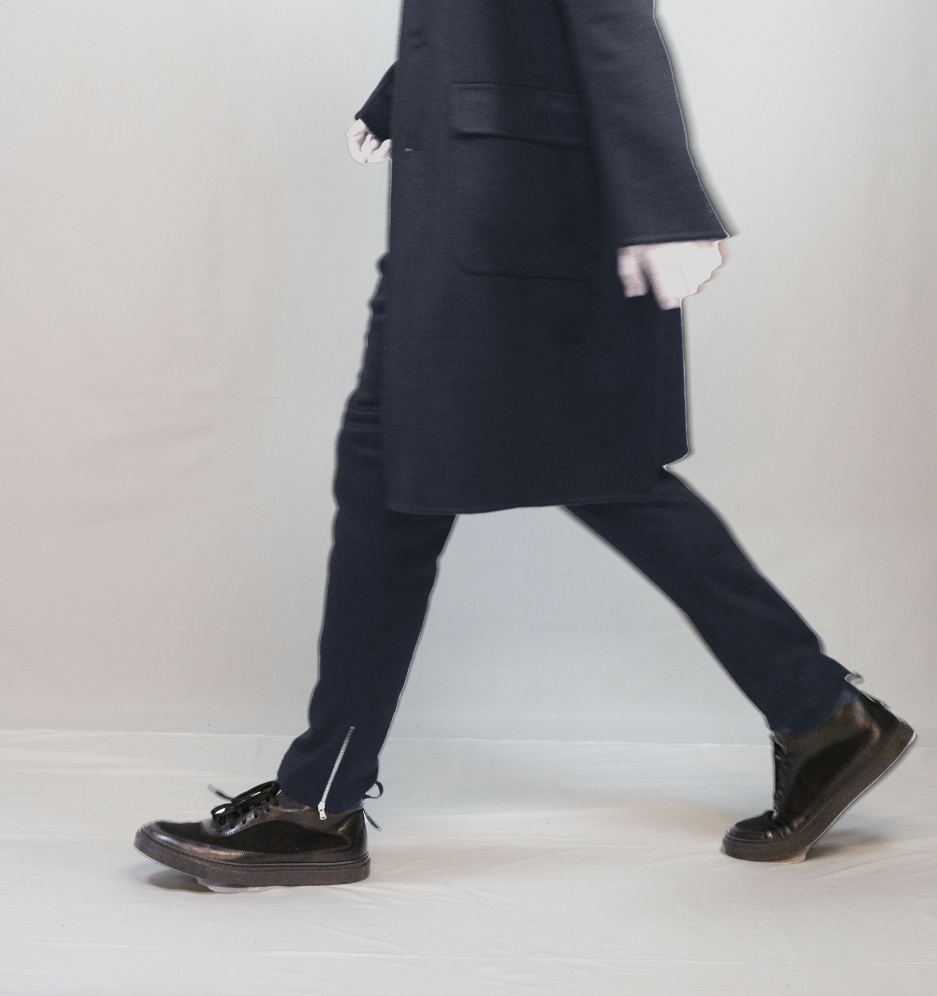 カシミア ストレッチ ジョガー ジップカフ ネイビー